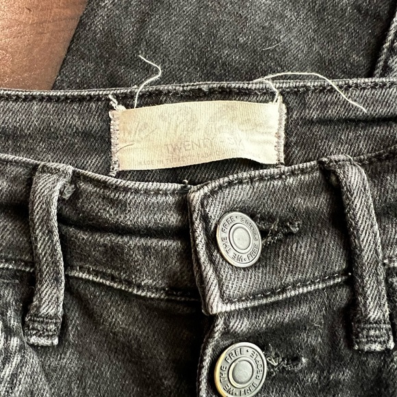 Skinny Jeans - Picture 2 of 5